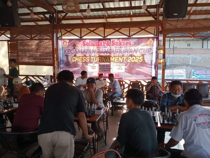 cari_bibit_potensial_turnamen_catur_tingkat_kecamatan_pangururan_diikuti_puluhan_peserta