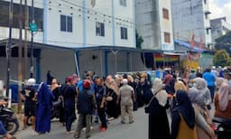 emakemak_di_kisaran_geruduk_dua_lokasi_judi_ketangkasan_tuntut_penutupan_permanen