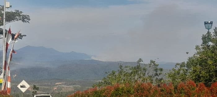 lahan_di_sipirok_terbakar_lokasi_sulit_dijangkau