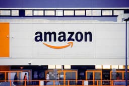 mulai_hari_ini_amazon_bakal_phk_massal_30000_pegawai