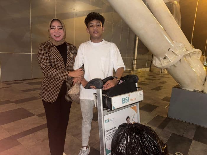 siswa_sma_jaya_krama_beringin_harumkan_deli_serdang_di_ajang_duta_wastra_indonesia_2025