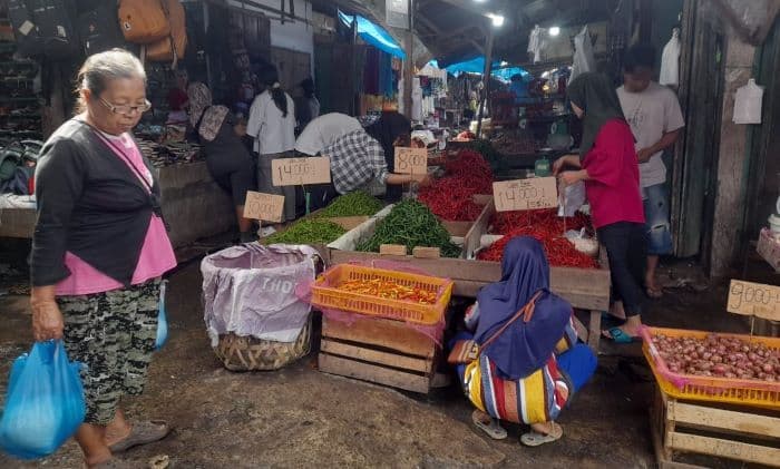 stagnan_harga_cabai_merah_di_pematangsiantar_rp68000_per_kilogram