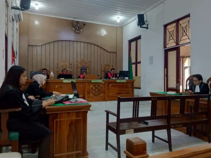 pemalsu_jamu_gosok_cap_orang_divonis_1_tahun_penjara_oleh_pn_medan