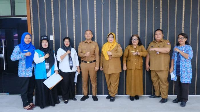 pemutakhiran_pendataan_keluarga_dimulai_wali_kota_mahyaruddin_ajak_warganya_beri_data_akurat