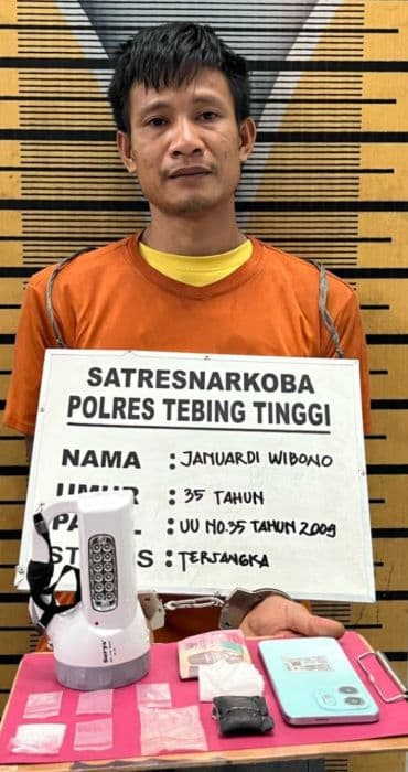 polres_tebing_tinggi_tangkap_pria_pemilik_sabu_di_desa_naga_kesiangan