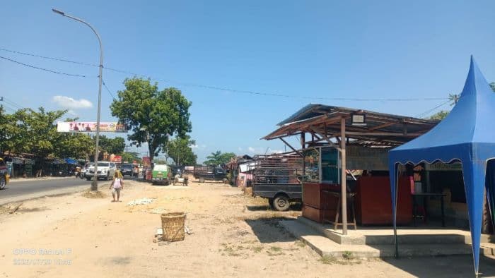 warga_akan_bongkar_lokasi_jalan_jalur_dua_aek_kanopan_labura