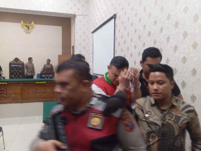 joe_frisco_divonis_penjara_seumur_hidup_atas_kasus_pembunuhan_mutia_pratiwi