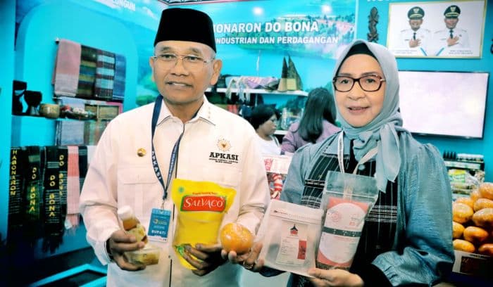 tenun_suri_suri_hingga_hiou_milik_simalungun_hadir_di_aoe_2025