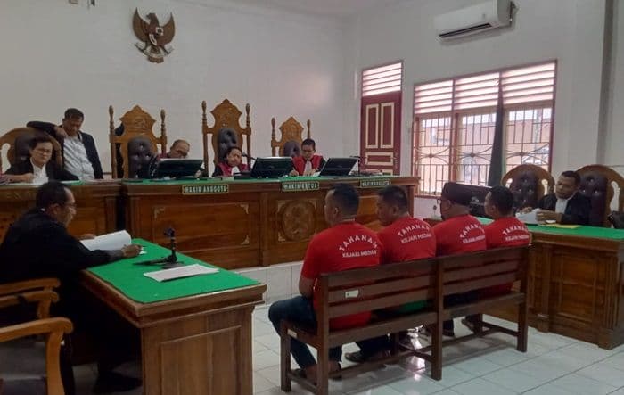 empat_debt_collector_perampas_mobil_di_medan_dituntut_tiga_tahun_penjara