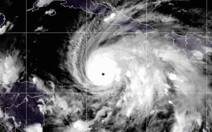 tujuh_orang_tewas_akibat_badai_melissa_terjang_karibia