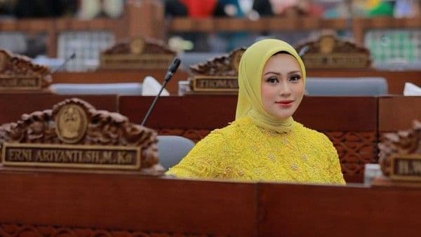 besok_erni_ariyanti_akan_dilantik_sebagai_ketua_dprd_sumut