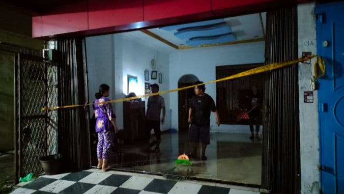 diduga_korsleting_listrik_kamar_lantai_3_rumah_warga_di_medan_ludes_terbakar