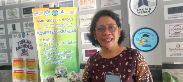 kebijakan_pns_dan_pppk_dapat_mengajar_di_sekolah_swasta_begini_tanggapan_guru_di_medan