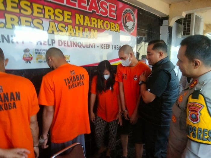 sat_narkoba_polres_asahan_tangkap_empat_pengedar_sabu_yang_dikendalikan_dari_lapas