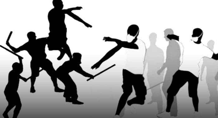 bentrok_di_belawan_kali_ini_rumah_warga_terbakar_karena_petasan