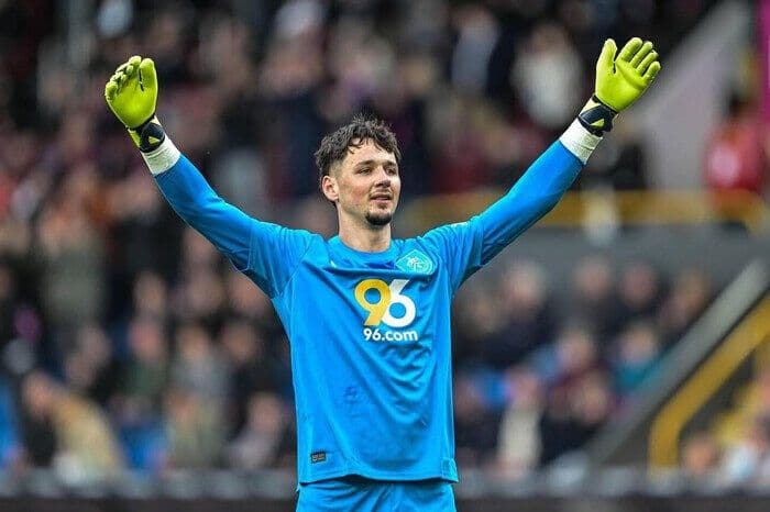 manchester_city_rekrut_kembali_james_trafford