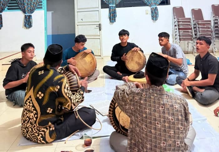 mewakili_kabupaten_labura_desa_sidua_dua_perkenalkan_bordah_kualuh_di_lomba_paar