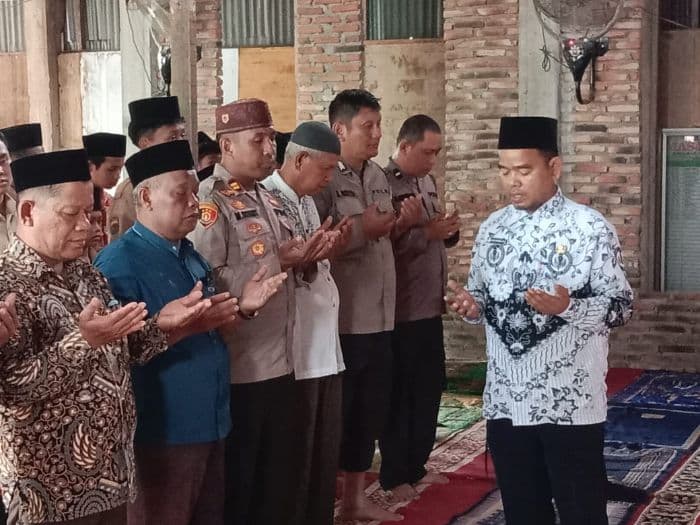 salat_gaib_untuk_almarhum_affan_digelar_di_tanjungbalai_dan_karo