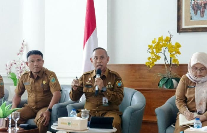 agar_terjaga_dispora_sumut_sebut_peralatan_pon_xxi_tetap_dipegang_pemerintah_
