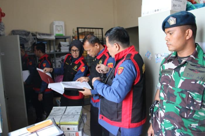 dugaan_korupsi_pengadaan_smart_board_kejati_sumut_geledah_kantor_disdikbud_tebingtinggi