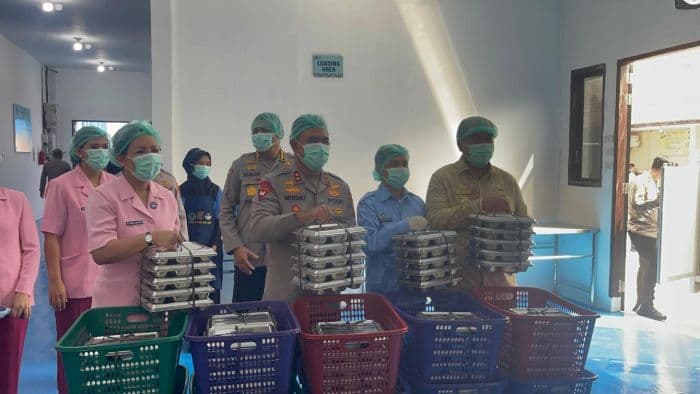 kapolda_sumut_resmikan_sppg_di_asahan_dukung_program_makan_bergizi_gratis_untuk_anak_sekolah