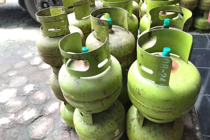 harga_gas_lpg_3_kg_di_medan_tembung_dijual_di_atas_rp20000