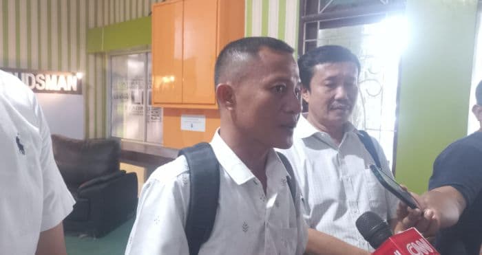 kepala_sdn_078481_bagikan_kisah_perjalanan_mengajar_di_desa_terisolir