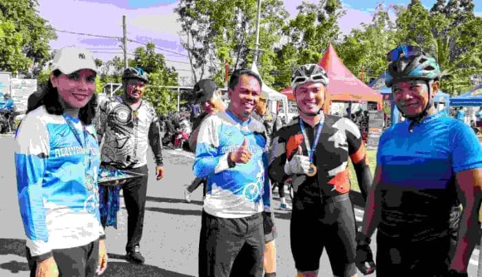 adhyaksa_fun_bike_di_kejari_sergai_meriah_ratusan_peserta_ikut_dari_luar_daerah