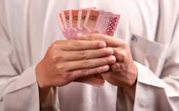 kabar_gembira_gaji_pensiunan_pns_cair_1_november_cek_nominalnya