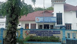 kendala_teknis_penyerahan_sk_4000_pppk_paruh_waktu_deli_serdang_ditunda