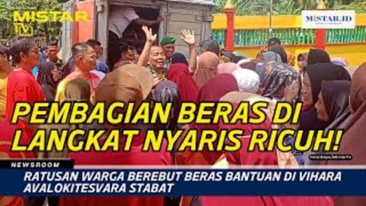 newsroom_ratusan_warga_berebut_beras_bantuan_di_vihara_avalokitesvara_stabat