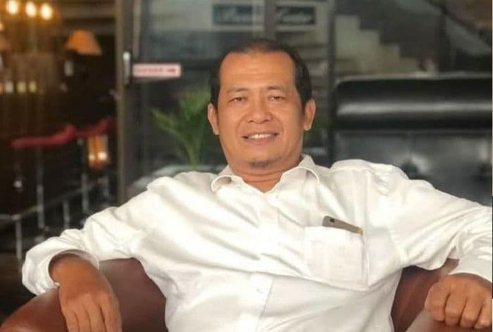pengamat_desak_gubernur_bobby_umumkan_1037_asn_sumut_terindikasi_judi_online