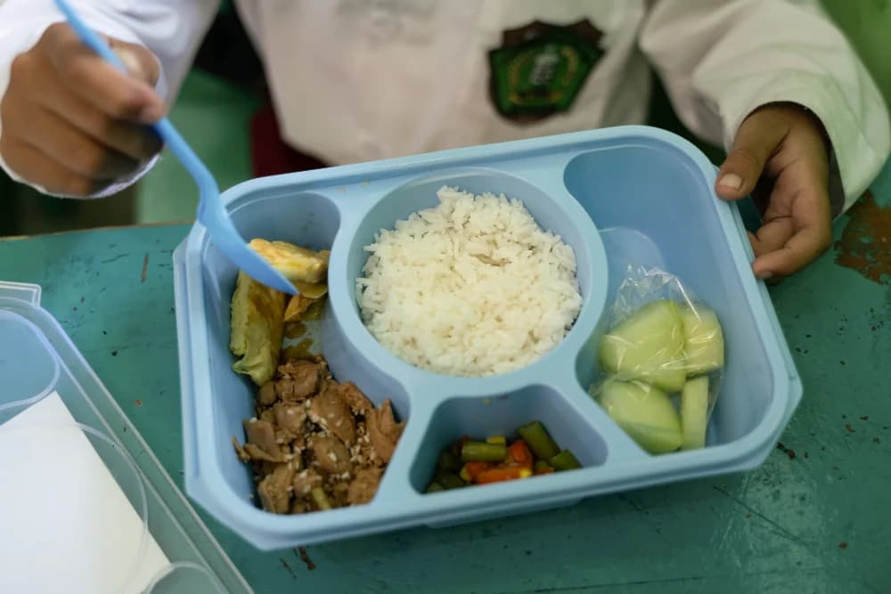 makan_bergizi_gratis_di_nias_utara_terkendala_dana