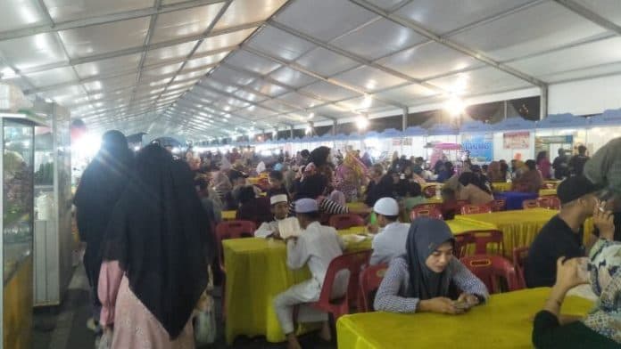 10_hari_berjalan_ramadhan_fair_medan_masih_dipadati_masyarakat