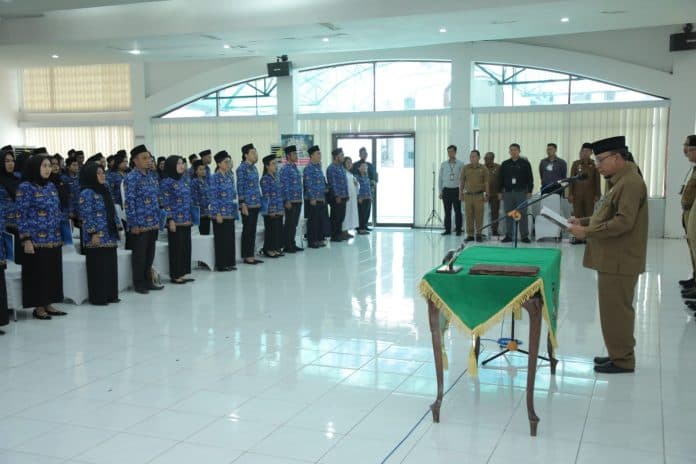 123_pns_formasi_2019_dan_2023_diambil_sumpah_janji_oleh_sekda_asahan
