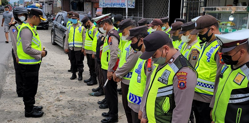 137_personel_gabungan_amankan_arus_balik_lebaran_di_sinaksak_serbalawan