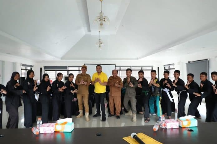 13_atlet_moccak_pakpak_bharat_ikut_turnamen_pencak_silat_tapanuli_raya_open_2023