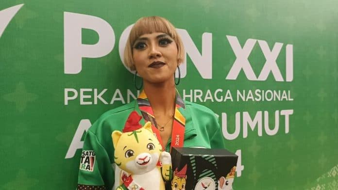 13_tahun_geluti_dancesport_ini_kisah_stevany_raih_2_medali_emas_untuk_sumut