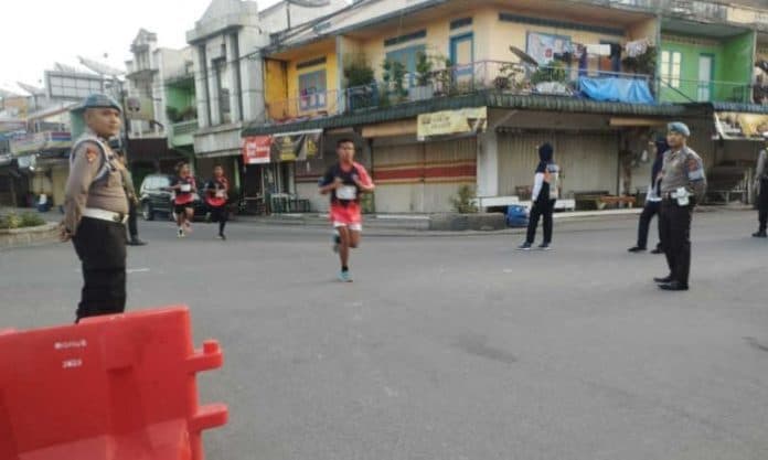 143_polisi_diturunkan_amankan_event_trail_of_the_king_di_samosir