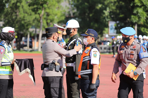 1567_personel_diturunkan_dalam_operasi_patuh_toba_2022