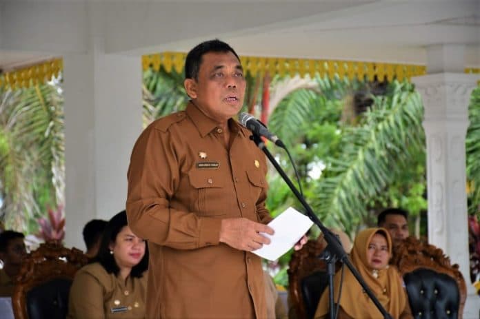 1570_mahasiswa_unimed_kkn_di_deli_serdang_bupati_mahasiswa_dapat_menggali_potensi_desa