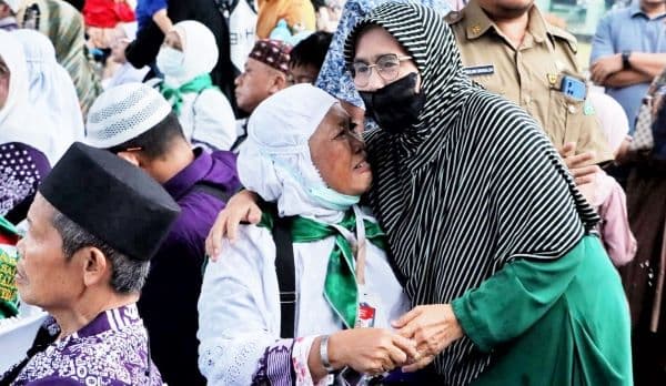 158_haji_asal_simalungun_tiba_di_kampung_halaman_1_orang_meninggal_dunia