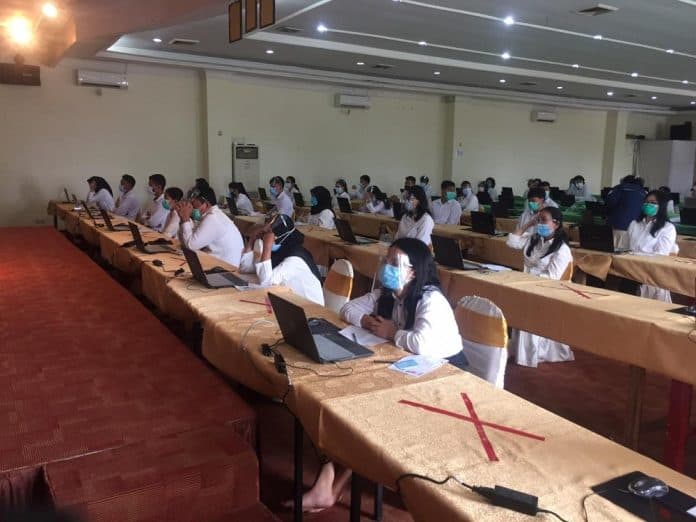 159_peserta_ikuti_seleksi_cpns_di_siantar_hotel