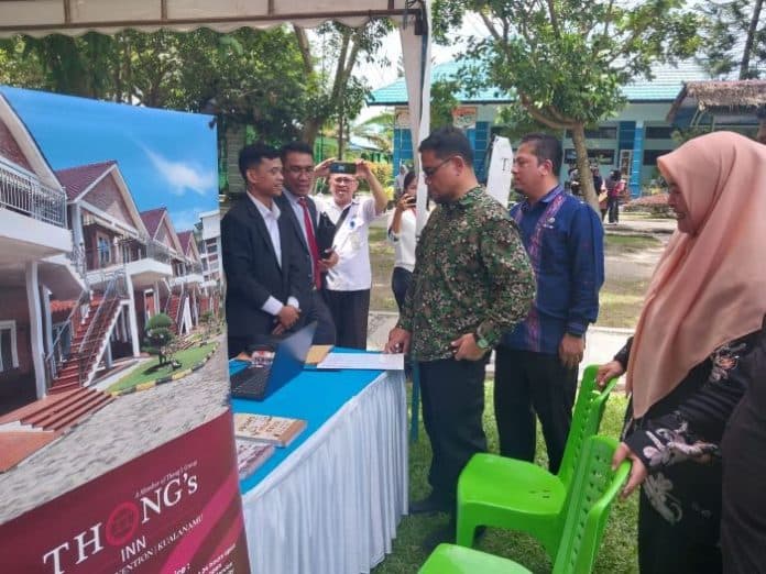 15_perusahaan_ikuti_job_fair_di_smkn_1_beringin