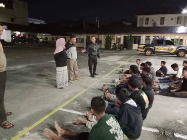 15_remaja_di_siantar_diamankan_polisi_saat_akan_tawuran