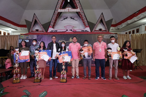162_kontestan_meriahkan_lomba_vokal_solo_rohani_di_pakpak_bharat