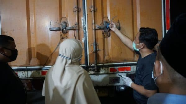 1643175_lembar_surat_suara_pilkada_tiba_di_kpu_medan