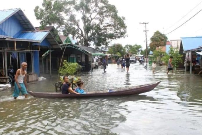 17257_rumah_terendam_banjir_di_banjar_kalsel