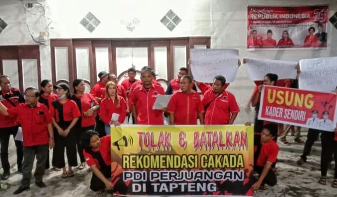 17_pac_pdip_tapteng_tolak_rekom_dpp_di_pilkada_2024