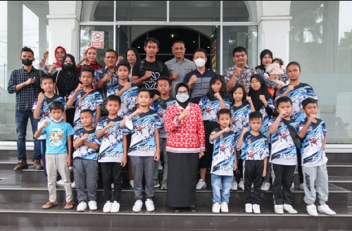 18_atlet_russhel_taekwondo_club_ikuti_kejurda_piala_wali_kota_medan
